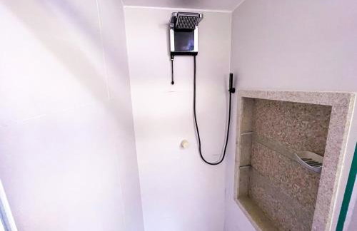 Recantos Pinheiros - Casa inteira, até 15 hóspedes - Piscina privativa, sinuca, ar condicionado e TVs nos 4 quartos - Condomínio Orla 500, lado praia - Unamar, Cabo Frio-RJ - Foto 34