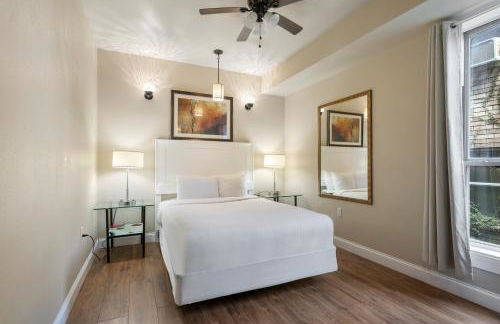 Fully Furnished Condos Near St Charles - Foto 148