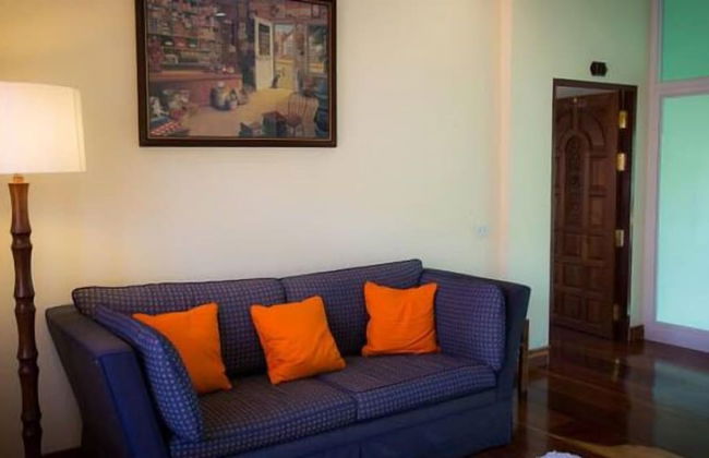 Tharnrarin Villa Suphan Buri - Photo 26