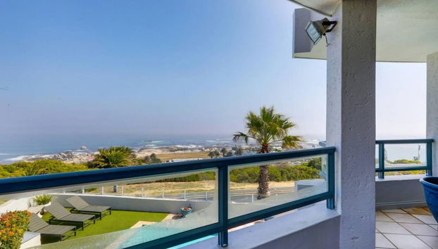 Secure Camps Bay Apartment With Pool Views 17 Nautica - Foto 4, Habitación