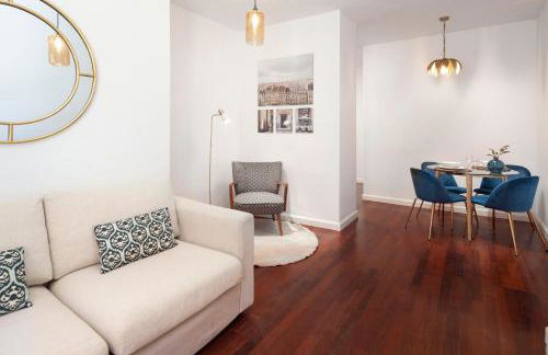 New San Juan Historic Center & Parking - Photo 2