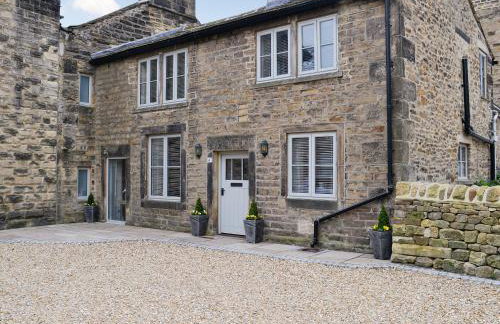 Cooper Cottage - Photo 1