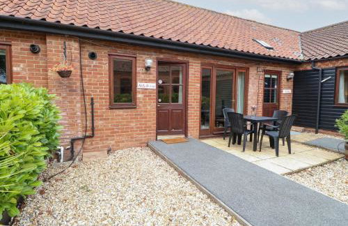 Holly Berry - Foto 25