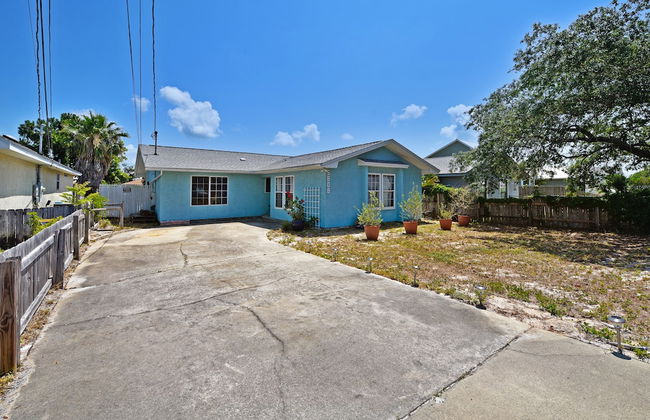 Emerald Sunset by Book That Condo - Photo 40