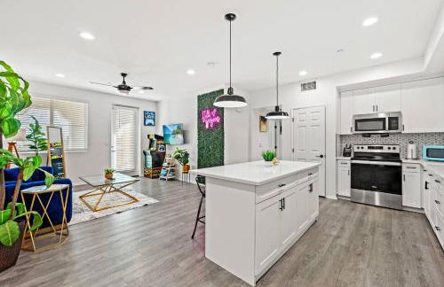 Newly Remodeled 3BR Apt | Mins to Disney | Arcade - Foto 21