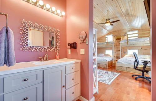 Waterfront Lake Webb Cabin Rental with Dock and Views! - Foto 22