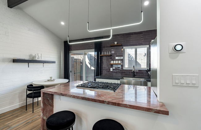 Ash & Ko Boutique Lodging - Photo 25