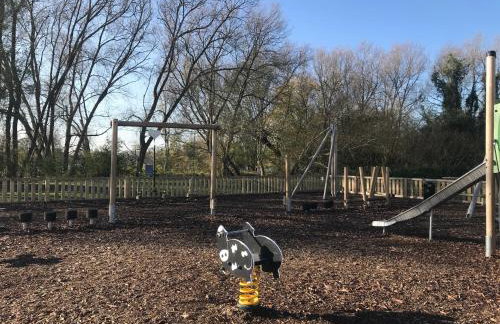 Liming Lodge - Lakeside Home in the Cotswolds - Foto 33