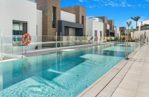 Apartamento de Lujo con Vista al Mar - Photo 27