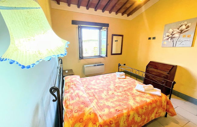 Apt 5 Aircon, Wifi, Infinity Pool, Jacuzzi, Gardens Incredible! Sleeps 4 - Photo 6