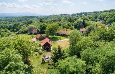 2 Bedroom Cozy Home In Konjscina - Photo 11