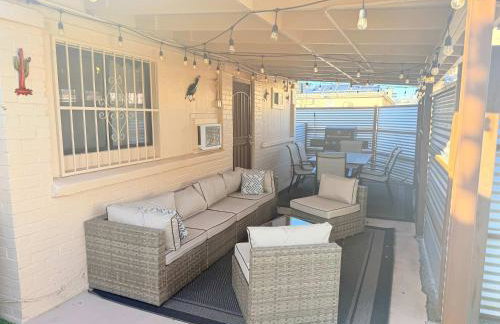 Mins from the UofA & Downtown 4BR 2BA Entire Home - Foto 5