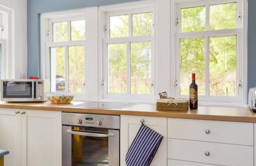 Eagles Gate Lodge - Photo 13