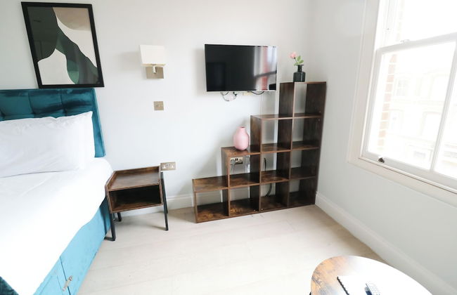 High Street Kensington by Viridian Apartments - Photo 15