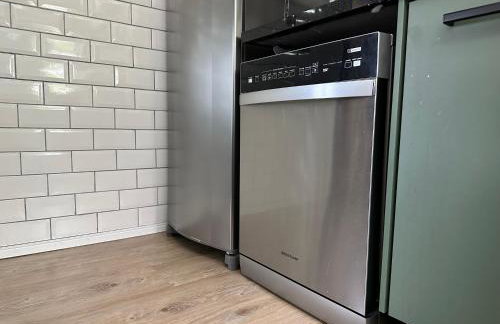 Apê térreo sem escada com Ar Cond, WiFi e banheira! - Foto 36