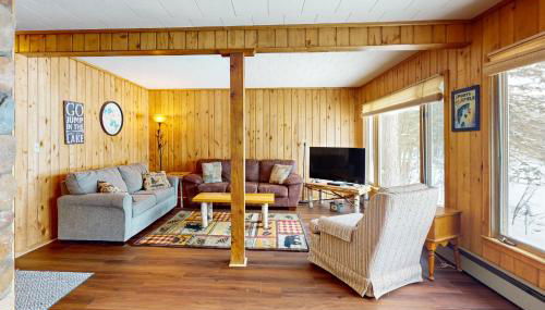 Timberlane Lodge- The Musky, Bluegill & Walleye - Foto 3