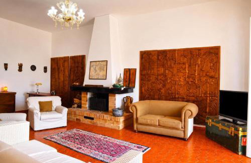 Dimora San Pancrazio - Villa with Garden & Parking - Happy Rentals - Foto 8