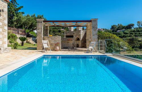 Hectoras Villa in Plaka BY APOKORONAS-VILLAS - Photo 19