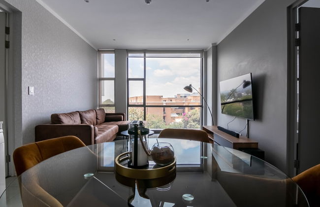 Sandton Smart Apartment Fifteen - Photo 10