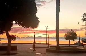 Modern Art Apartment 50m to the Beach - Foto 9