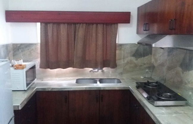 Two Bedroom House HHK-18-2 - Photo 2