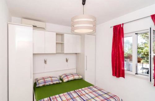 Apartments Ammos - One Bedroom Apartment with Shared Terrace and Sea View Veliki - Photo 9