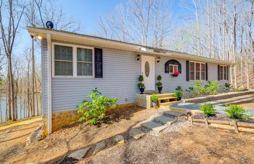 Fish, Boat and Hike Lakefront Home with Game Room! - Foto 43