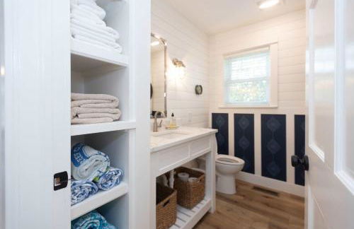 Heaven on Earth! 2 BDR Fontana Flat, Walk to Lake - Foto 32