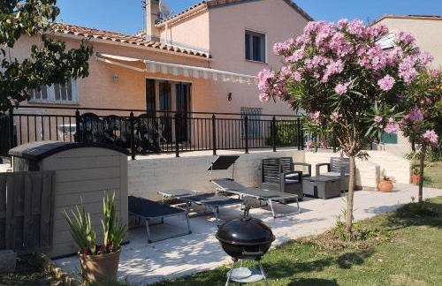 Villa avec plage à pied et grande piscine - Foto 7