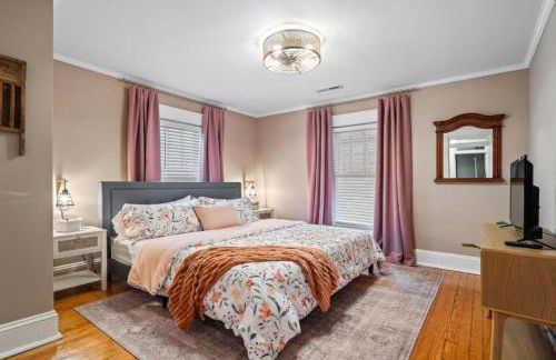 Roberson House Private Pool Walk to DT Sleeps 12 - Foto 47