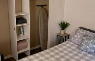 Clyde's Cabin with a private Hot Tub - Foto 8