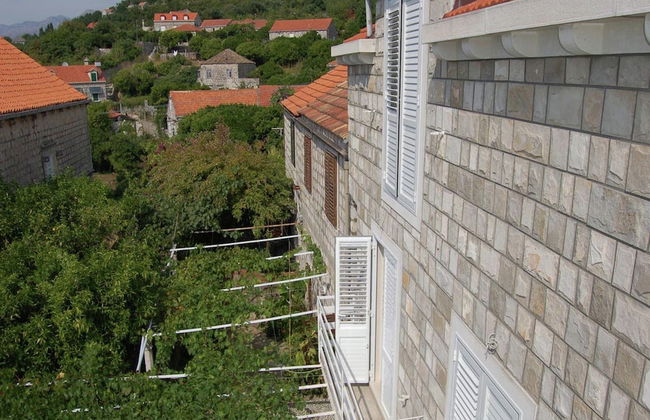 Apartment in Dubrovni With Garden - Foto 1