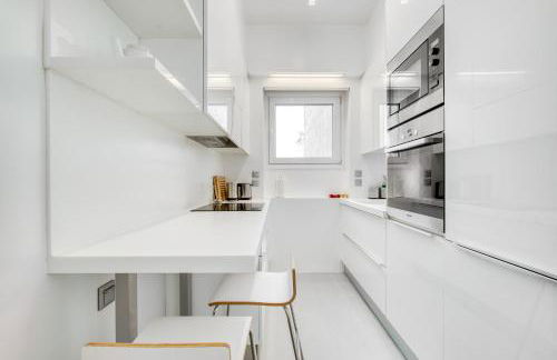 Elegant Light Two Bedroom Apartment in City Center - Foto 13