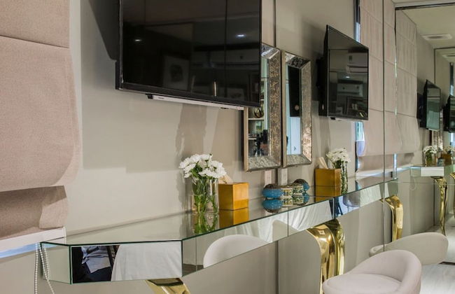 Bed In Town Saigon - Photo 26