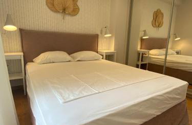 Athens Riviera 2-Bed Apt & Pool Access #Unoblu® - Photo 25