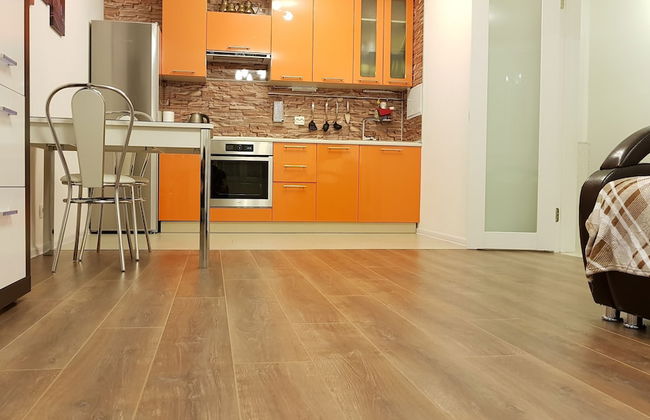 Deluxe Apartment Varshavskoe shosse - Photo 15