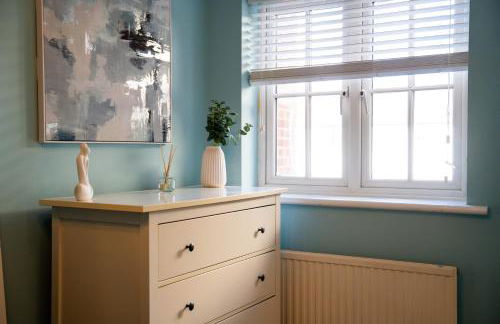 The Tudor Escape - 3 Bedroom House in Canterbury City Centre with Parking - Foto 20