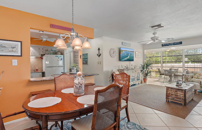 Serenity On Sutton 2 Bedroom Townhouse by RedAwning - Foto 26