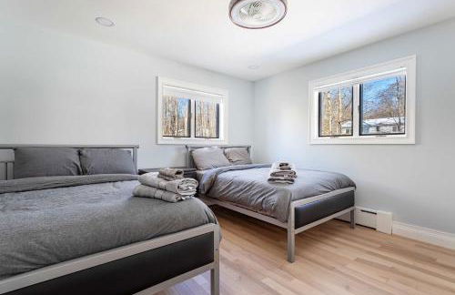 The Woodland Escape Pool Table Fire Pit 4 BD - Foto 21