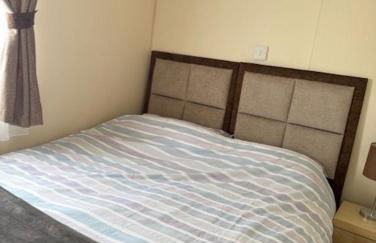 Static Caravan on the Jurassic Coast at Freshwater Beach Holiday Park - Photo 25