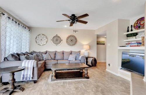 Pool and Dock Access Lakefront Hot Springs Condo! - Foto 6