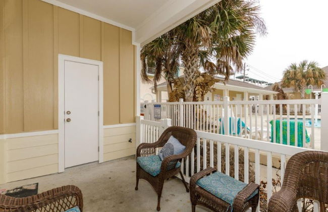 Let's Padre at Village by the Beach by Silver Sands Vacation Rentals - Foto 4