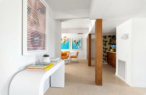 Monterey Manor Interior Designed Home Plus Pool - Photo 21