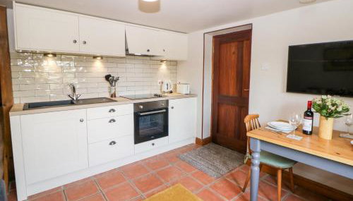 Old Post Office Barn - Photo 4