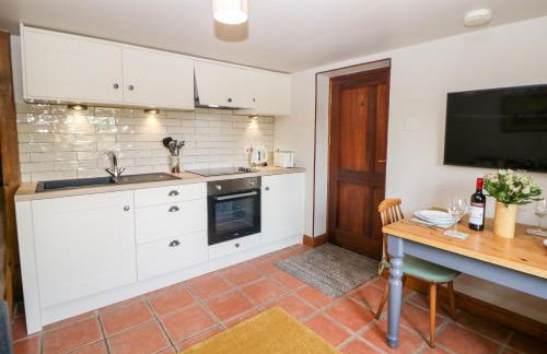 Old Post Office Barn - Photo 4