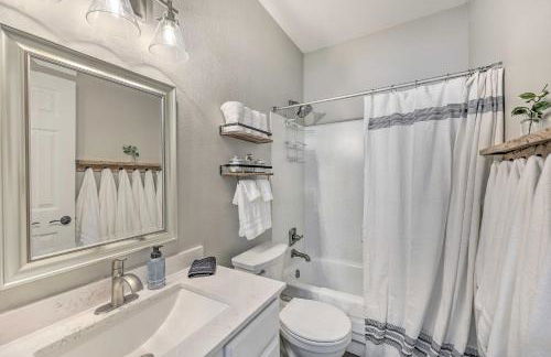 Patio and Fenced Yard Family Retreat in Phoenix! - Foto 22