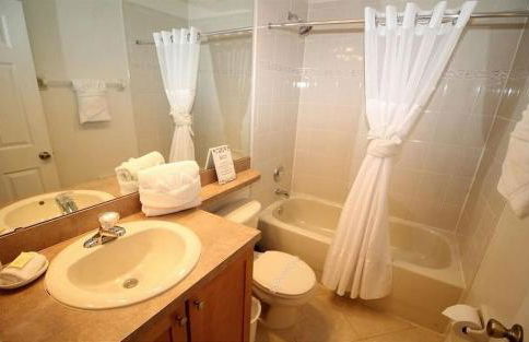 #440-Large 5 bed pool home with excellent privacy - Foto 20