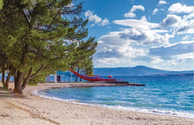 Spacious Holiday Home in Pakoštane near Sea - Foto 40