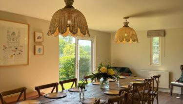 The White House - Photo 1