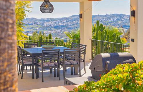 Amazing villa with panoramic views - Photo 30